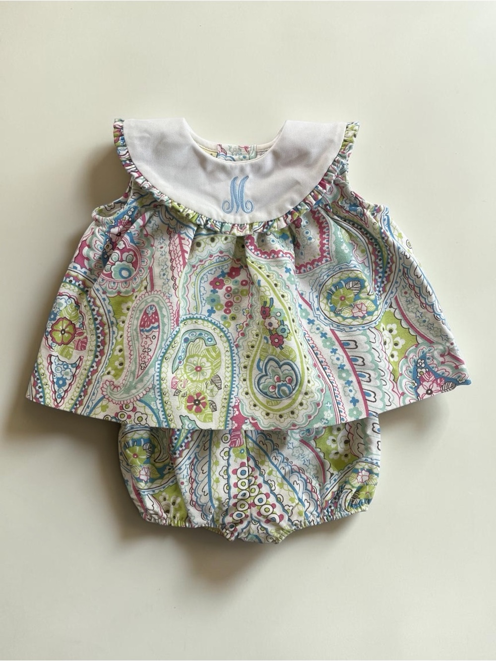 LE ZA ME EUC Colorful Floral Paisley “M”Monogram Bloomer Set